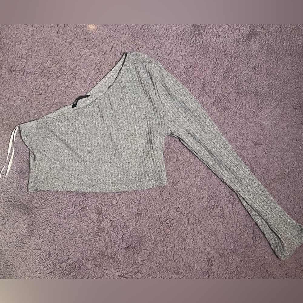 Light Weight Ribbed Cropped Gray One Sleeve Top, Size L